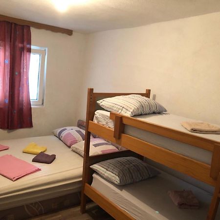 Guesthouse Star Mostar Esterno foto