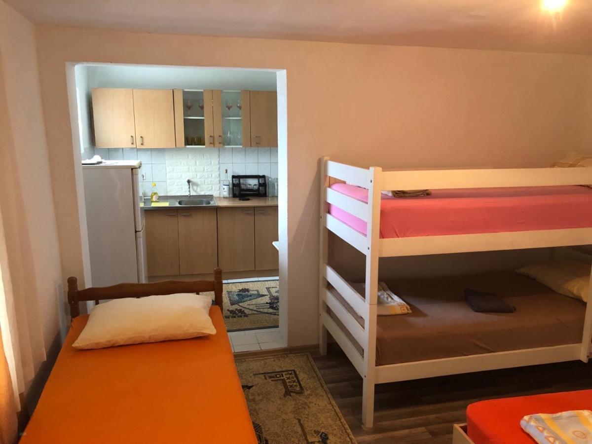Guesthouse Star Mostar Esterno foto