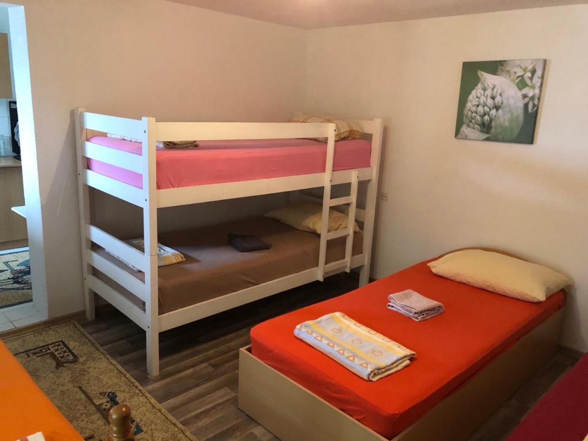 Guesthouse Star Mostar Esterno foto