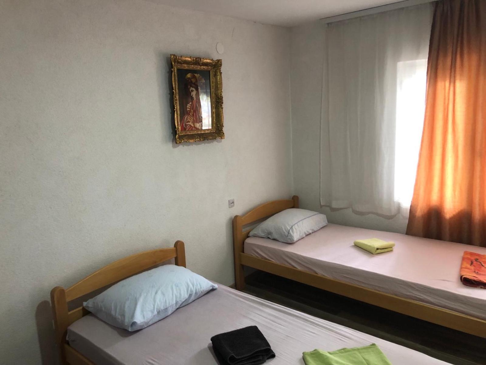Guesthouse Star Mostar Esterno foto