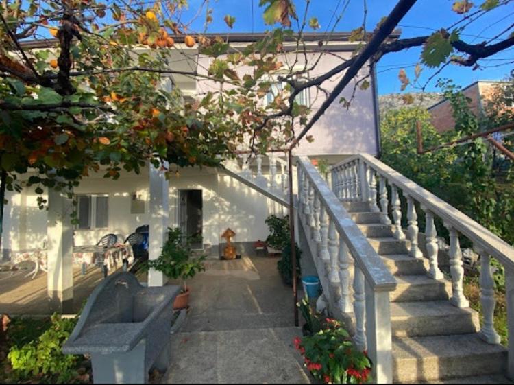 Guesthouse Star Mostar Esterno foto