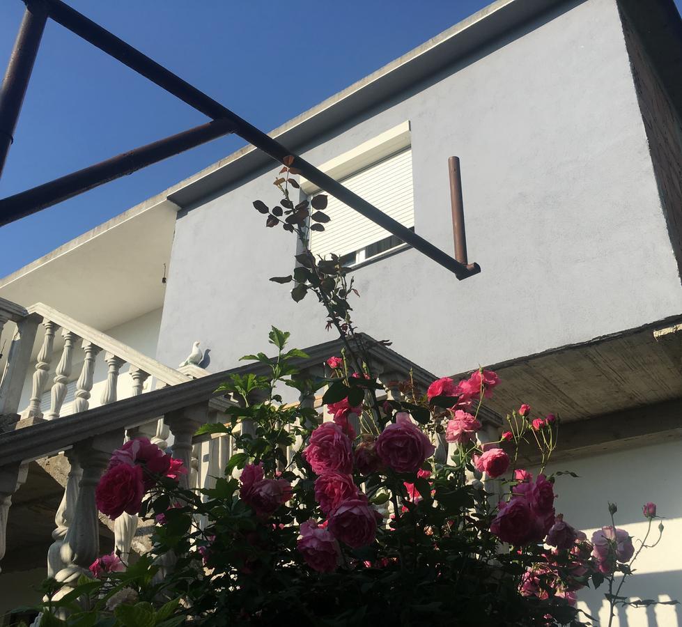 Guesthouse Star Mostar Esterno foto