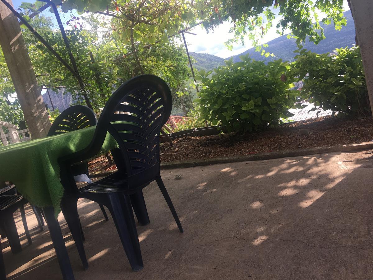 Guesthouse Star Mostar Esterno foto